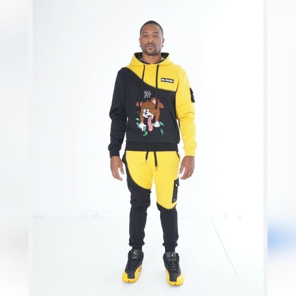 MAKOBI Yellow and Black Graphic Hoodie Size 5xb Street Wear - Picture 2 of 10